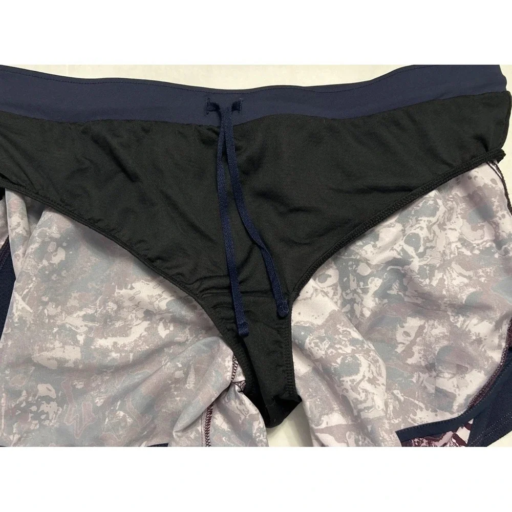 Women's UNDER ARMOUR UA Fly-By 2.0 Printed Shorts Ash Plum‎ / Midnight Large EC